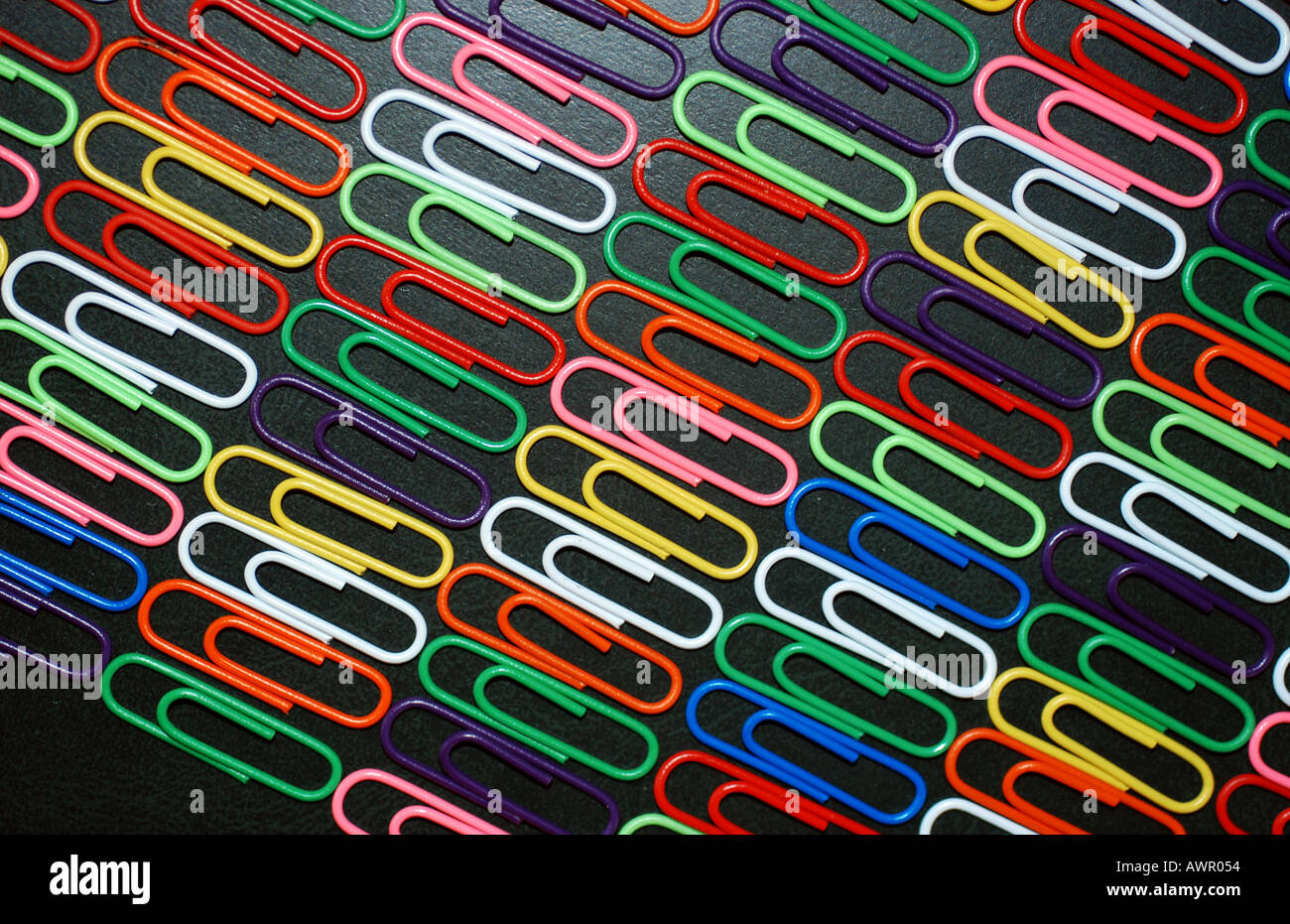 Mass Of Paper Clips High Resolution Stock Photography and Images Alamy