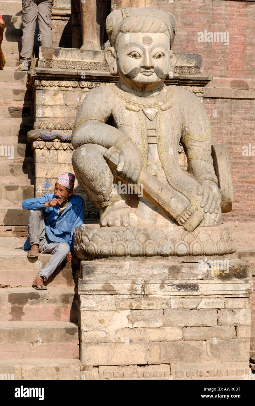 Guardian statue in front of Nyatapola Temple, Bhaktapur, Nepal Stock Photo