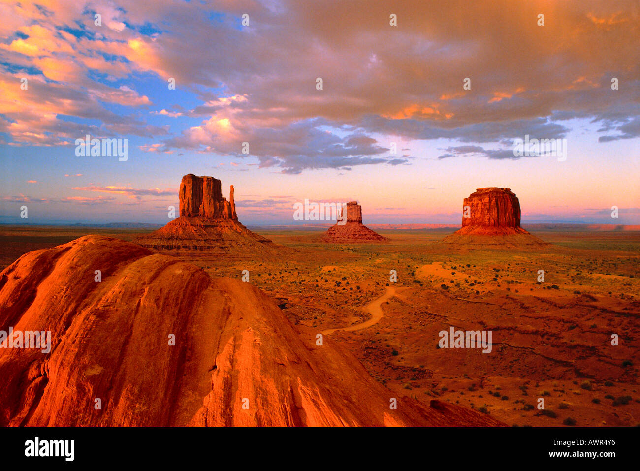 Monument Valley Utah Arizona Border Arizona United States Stock Photo