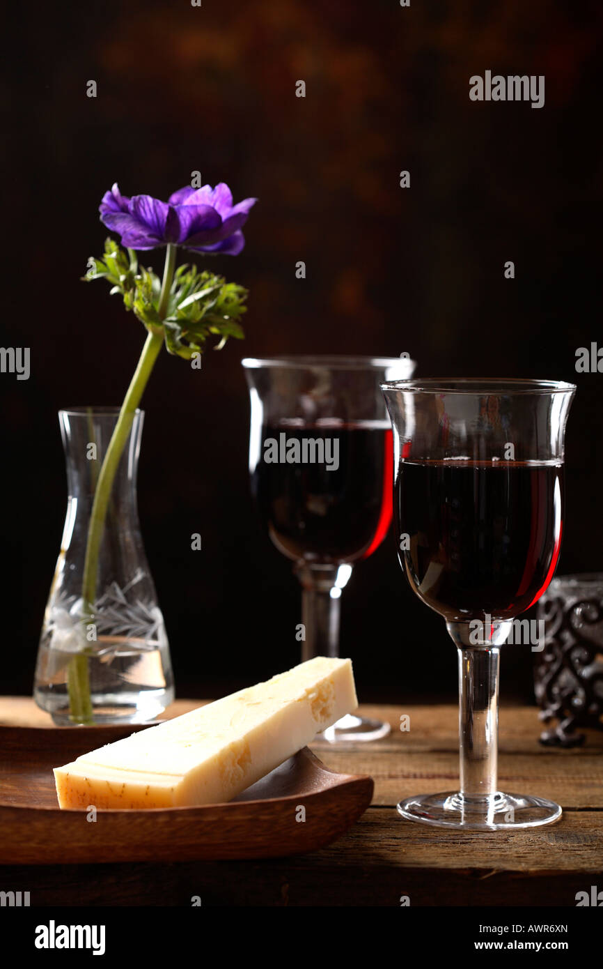 Still life with red wine and cheese Stock Photo - Alamy