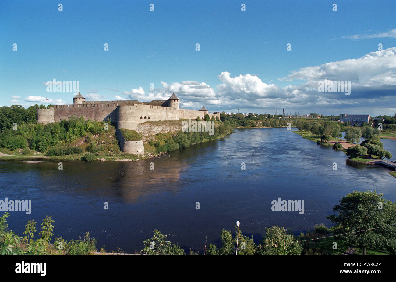 View to the Russian fortress Ivangorod, Narva, Estonia Stock Photo Alamy
