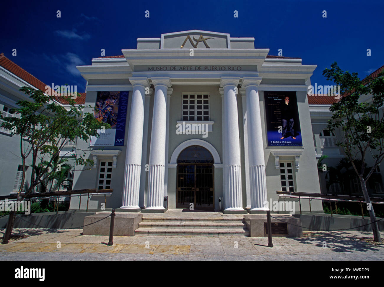 front entrance, entrance, Museum of Art of Puerto Rico, Museo de Arte de Puerto Rico, MAPR, Santurce, city of San Juan, San Juan, Puerto Rico Stock Photo