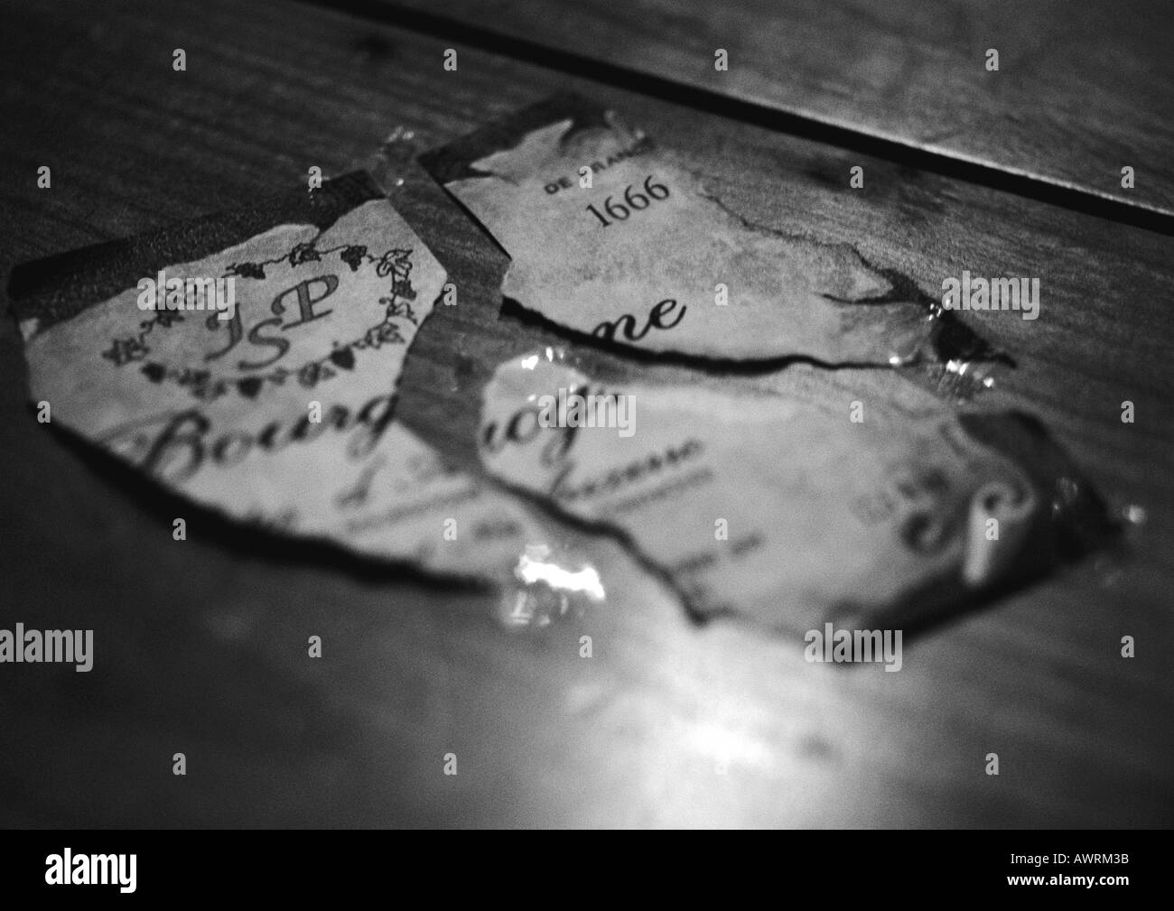 Old wine labels torn hi-res stock photography and images - Alamy