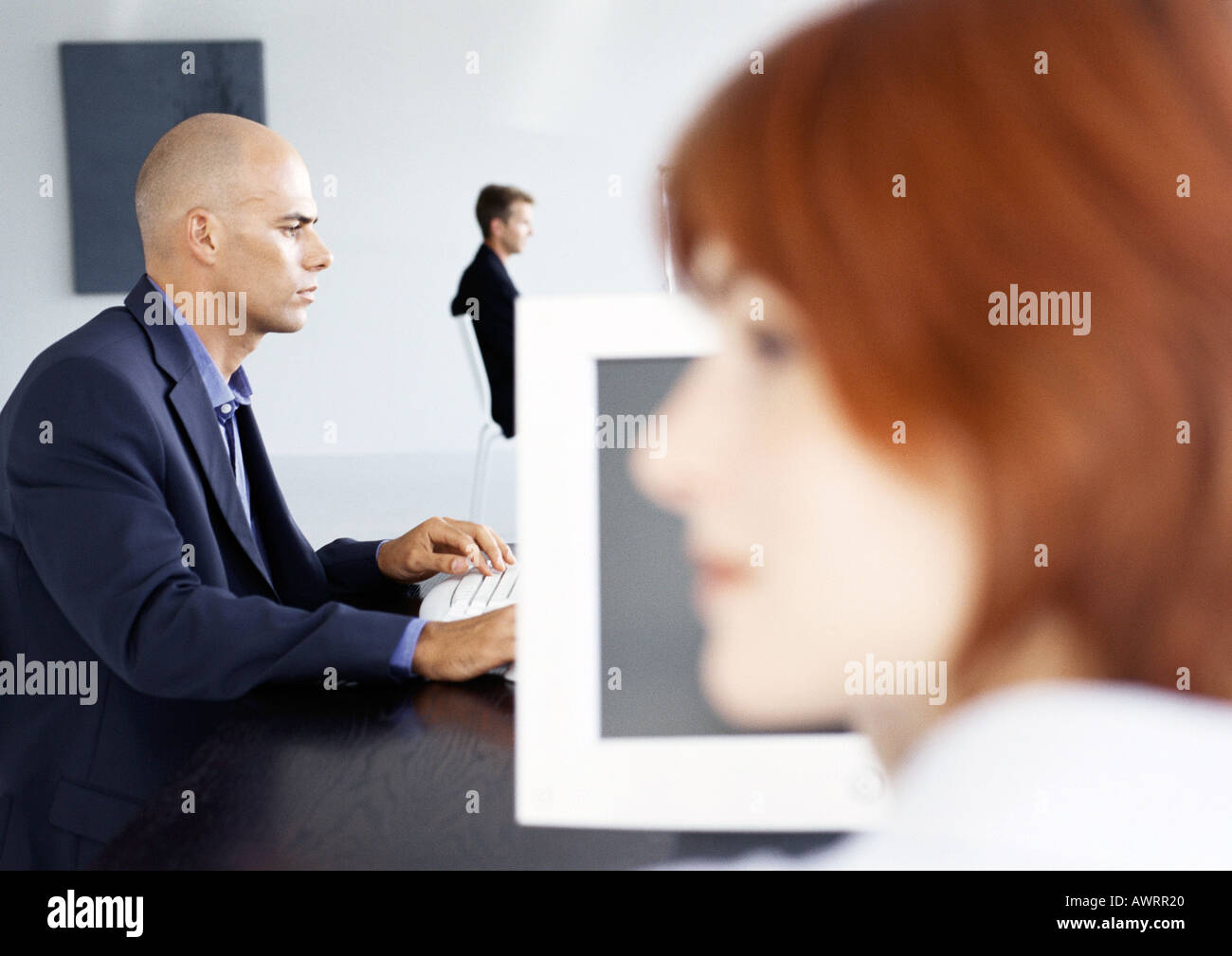 Woman typing computer sideview hi-res stock photography and images - Alamy