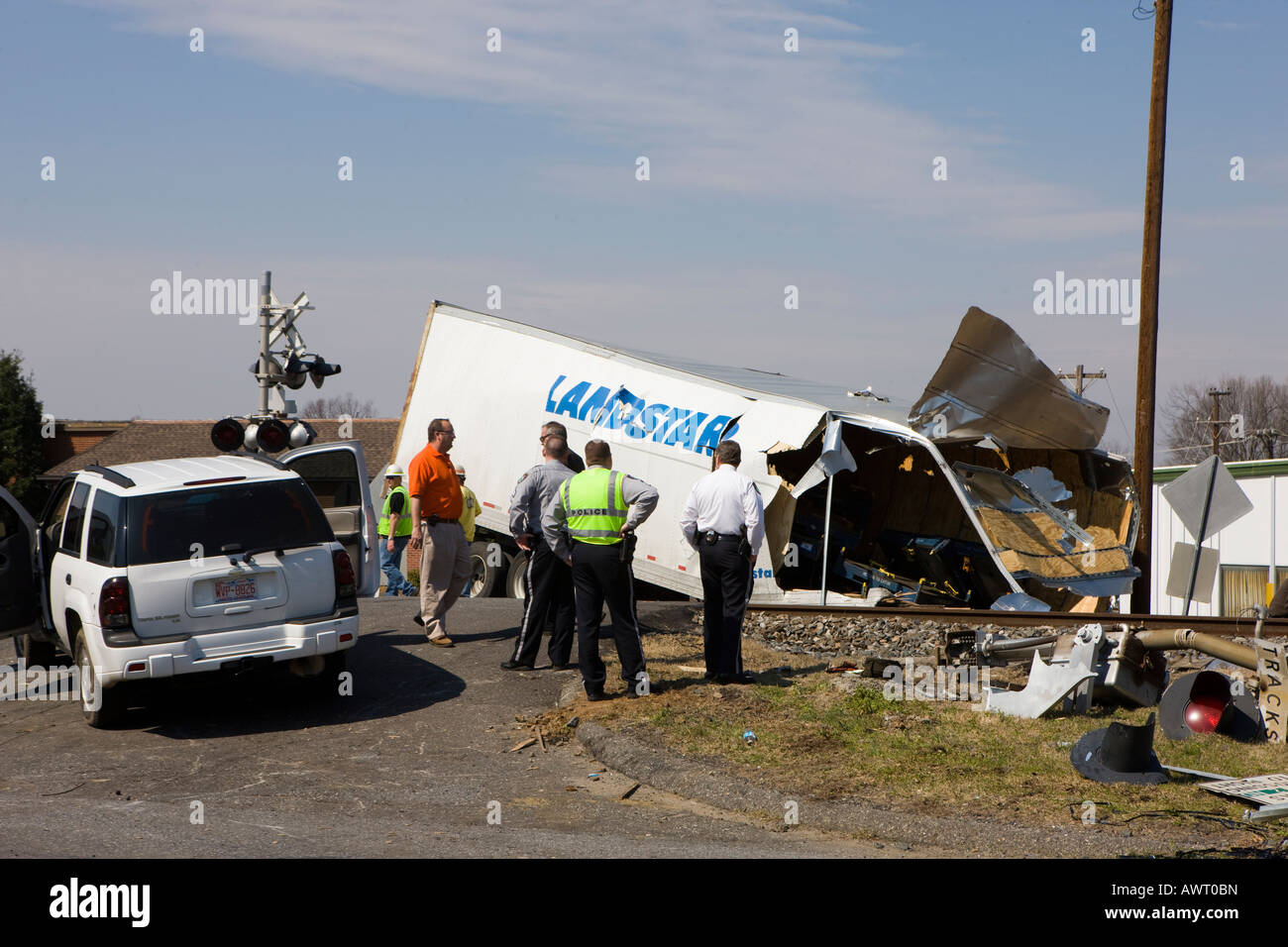 A tractor trailer was hit by an oncoming freight train at a railroad crossing on Battlefield Ave in Kings Mountain NC, Mar 14 08 Stock Photo