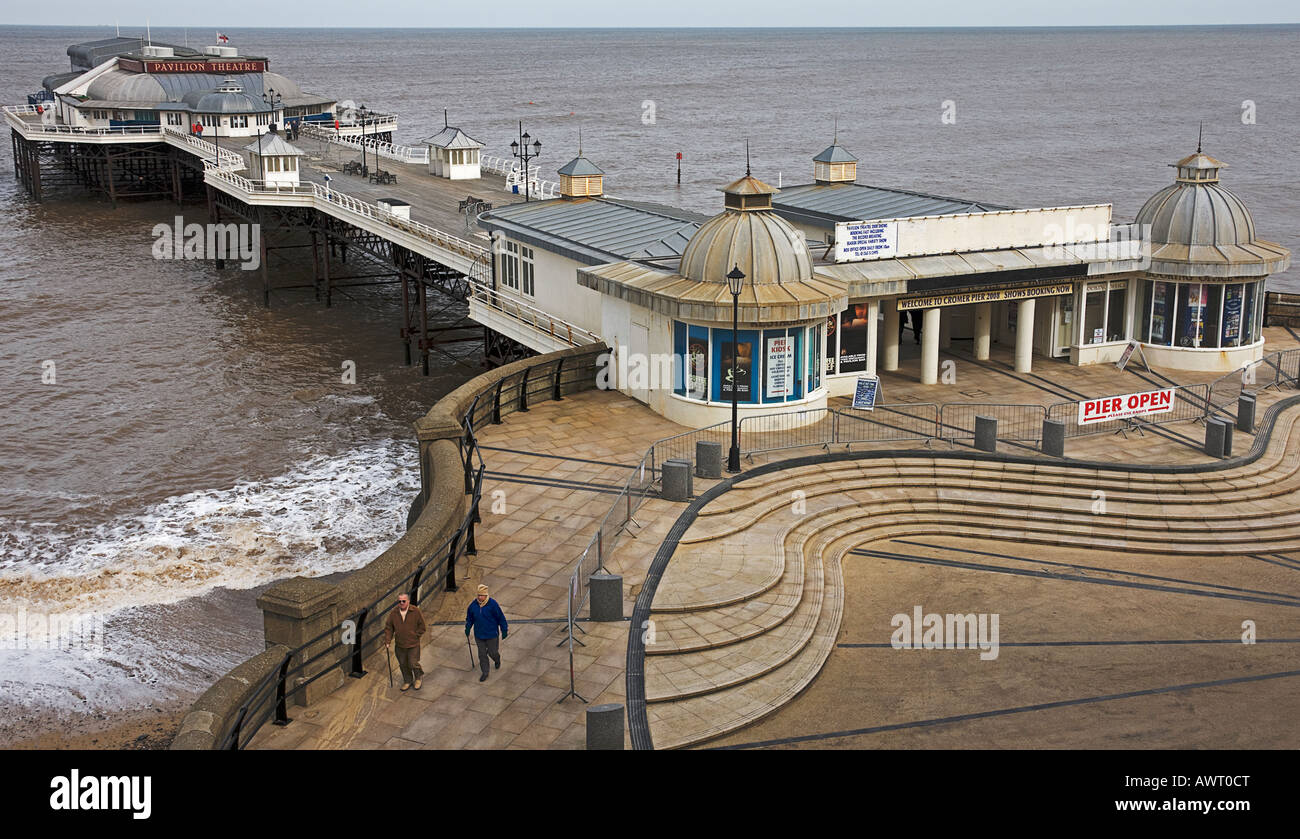 Cromer Pier Norfolk Stock Photo Alamy