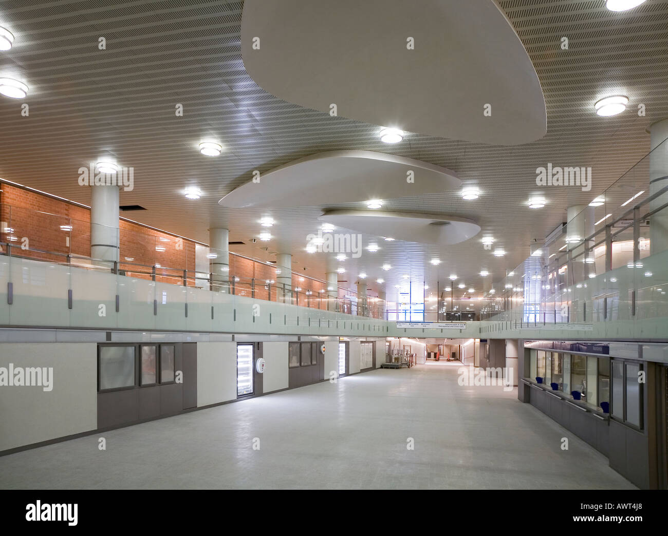 London underground ticket hall hires stock photography and images Alamy