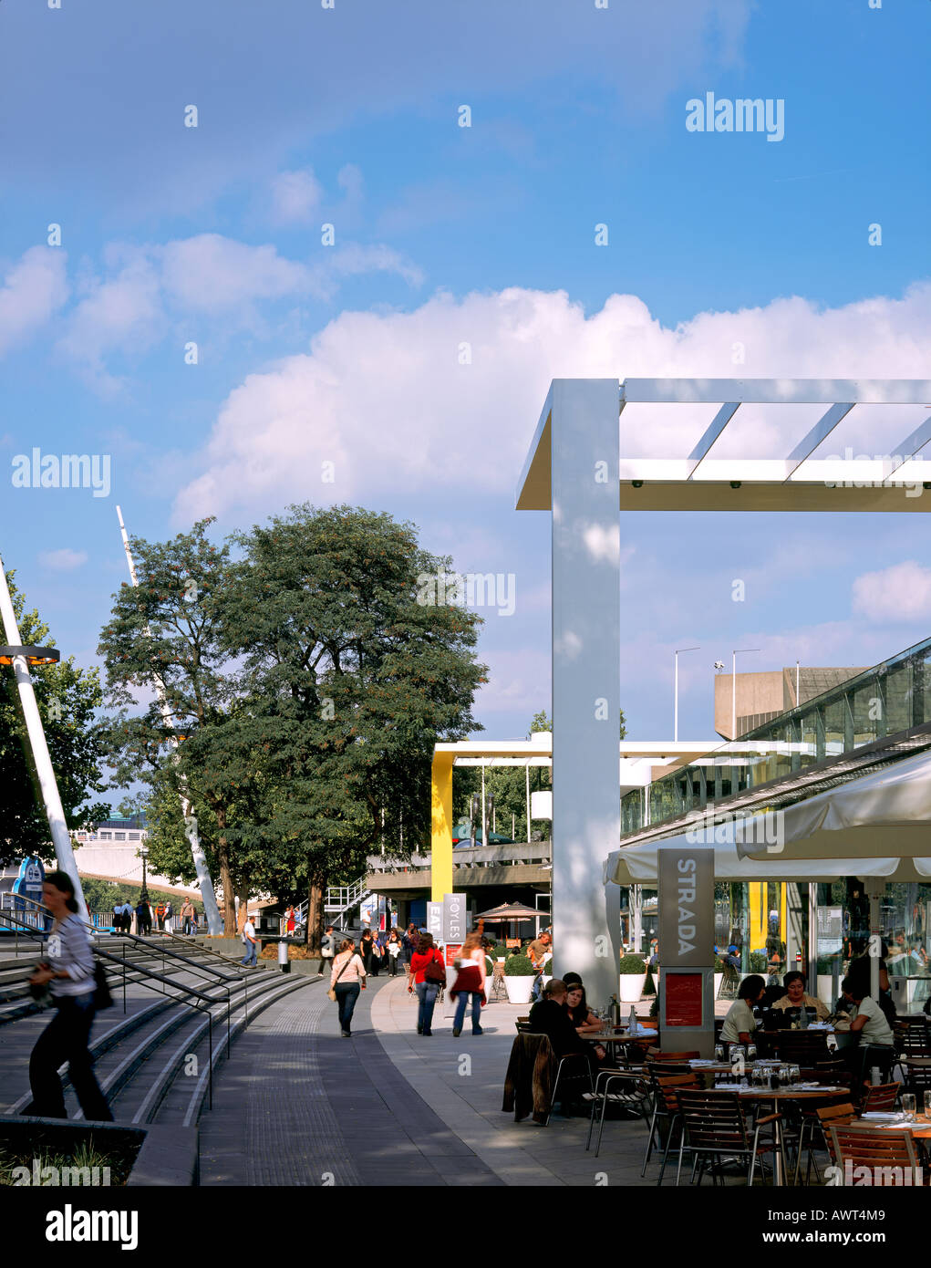 Royal festival hall hi-res stock photography and images - Alamy