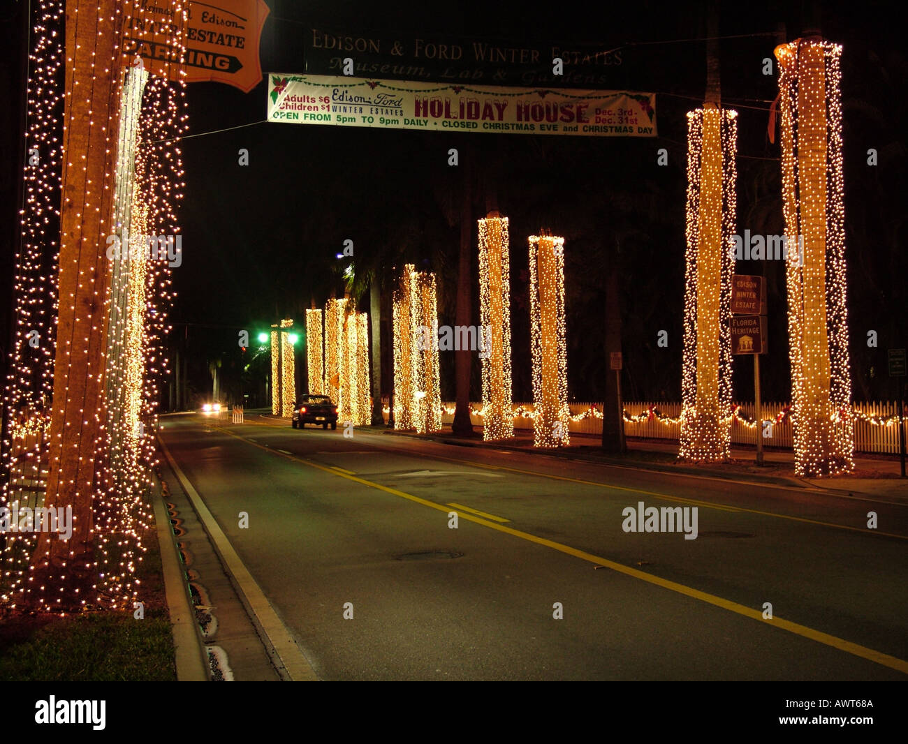 Thomas edison christmas house hires stock photography and images Alamy