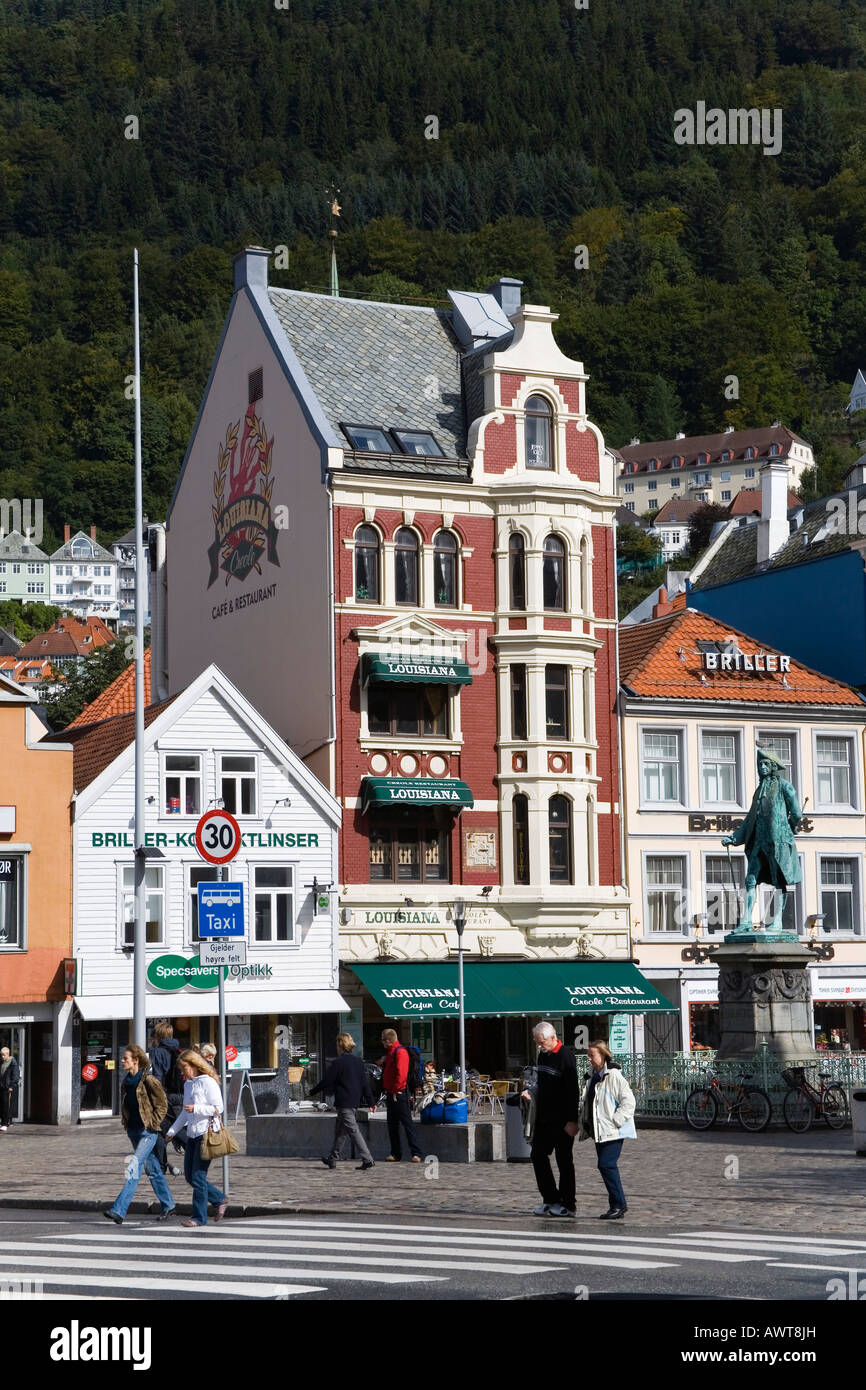 Bergen square hi-res stock photography and images - Page 9 - Alamy