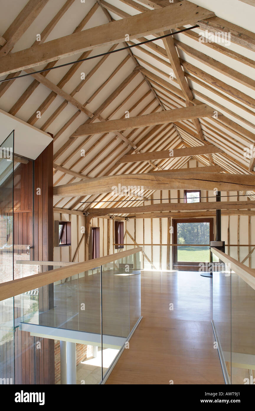 Modern barn conversion hi-res stock photography and images - Alamy