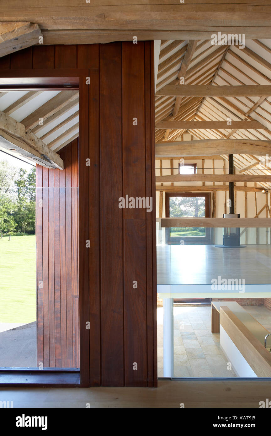Modern barn conversion hi-res stock photography and images - Alamy