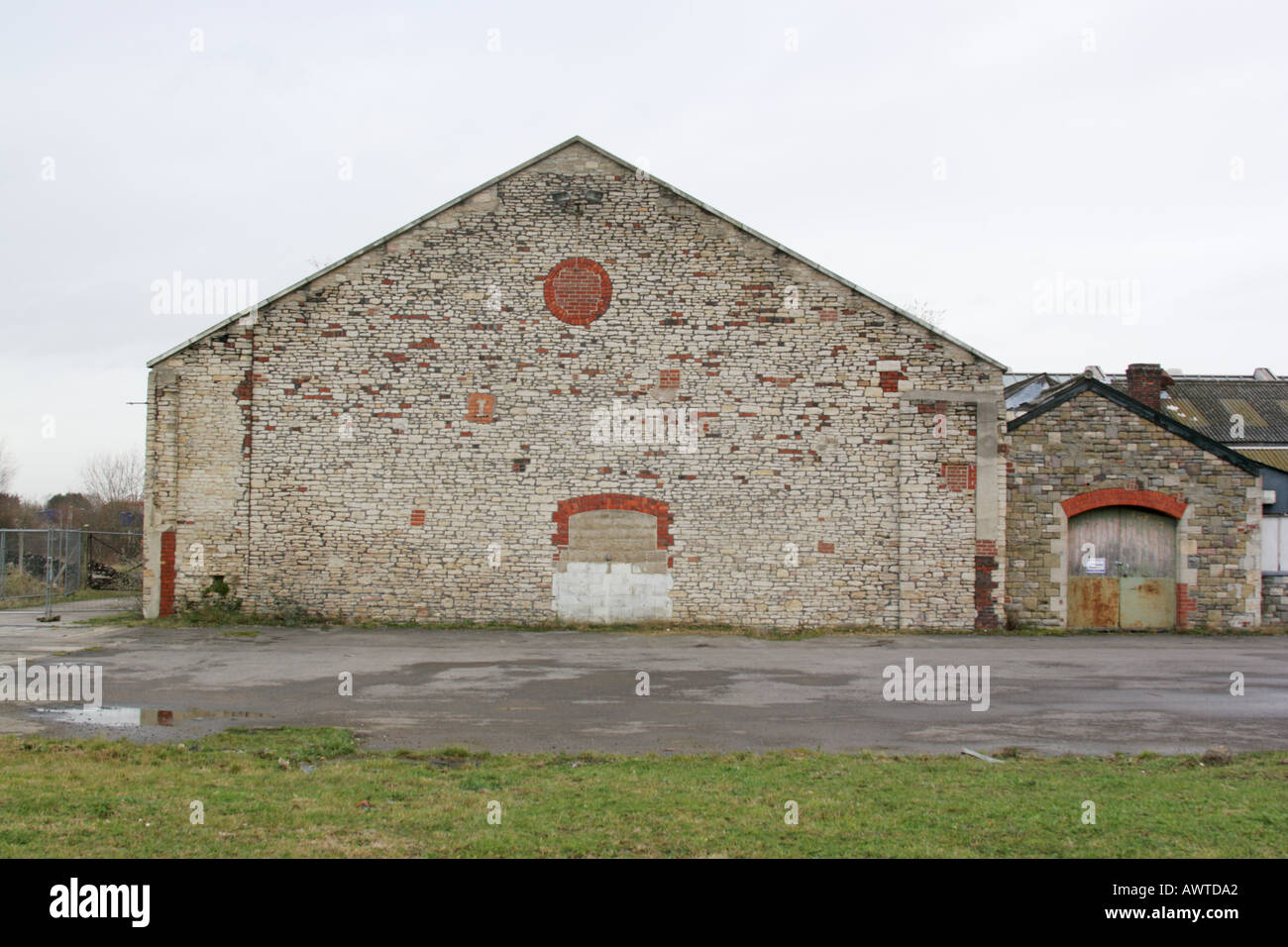 Abandoned building swindon railway works wiltshire Stock Photo