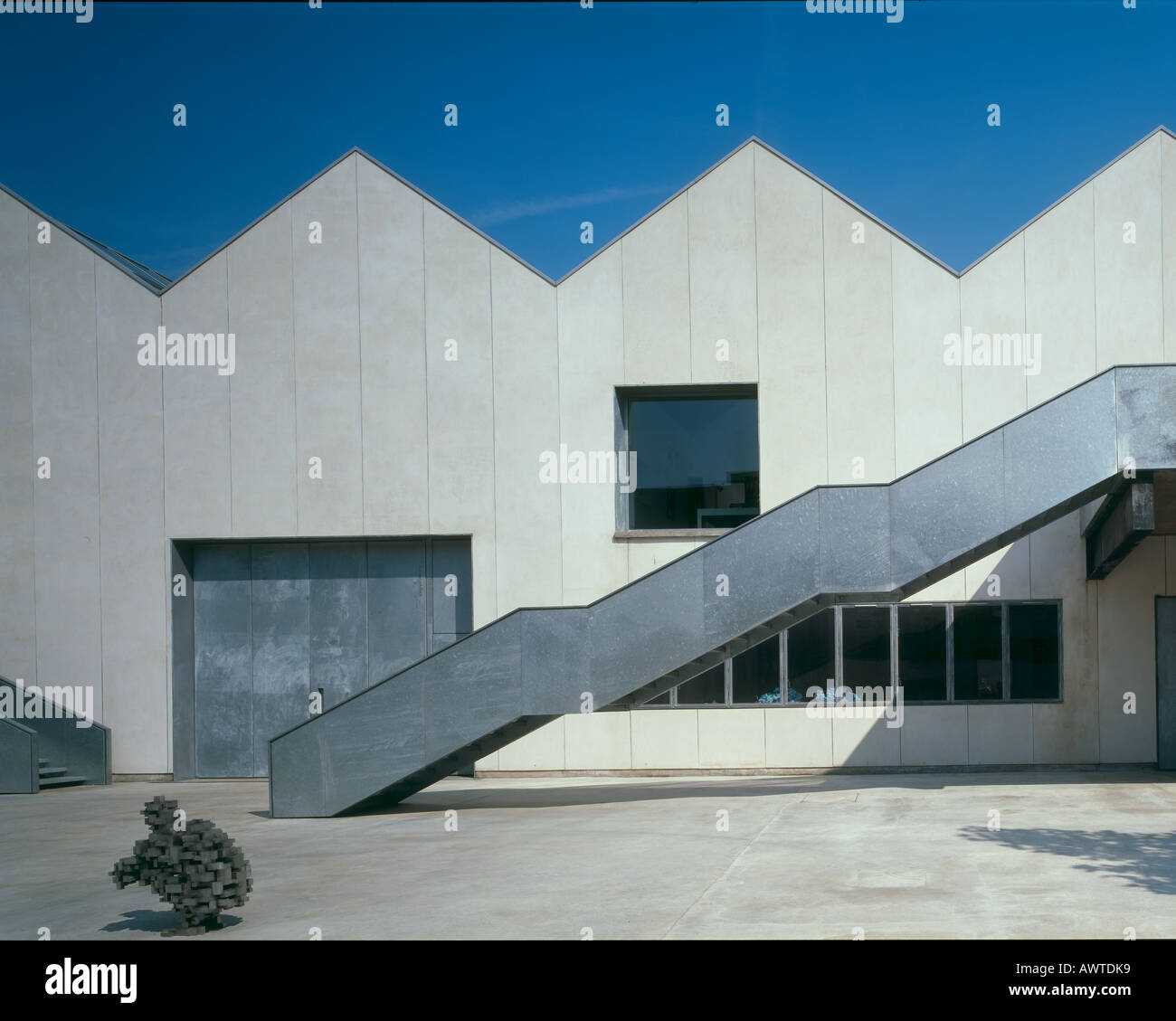 ANTONY GORMLEY STUDIO, LONDON, UK Stock Photo Alamy