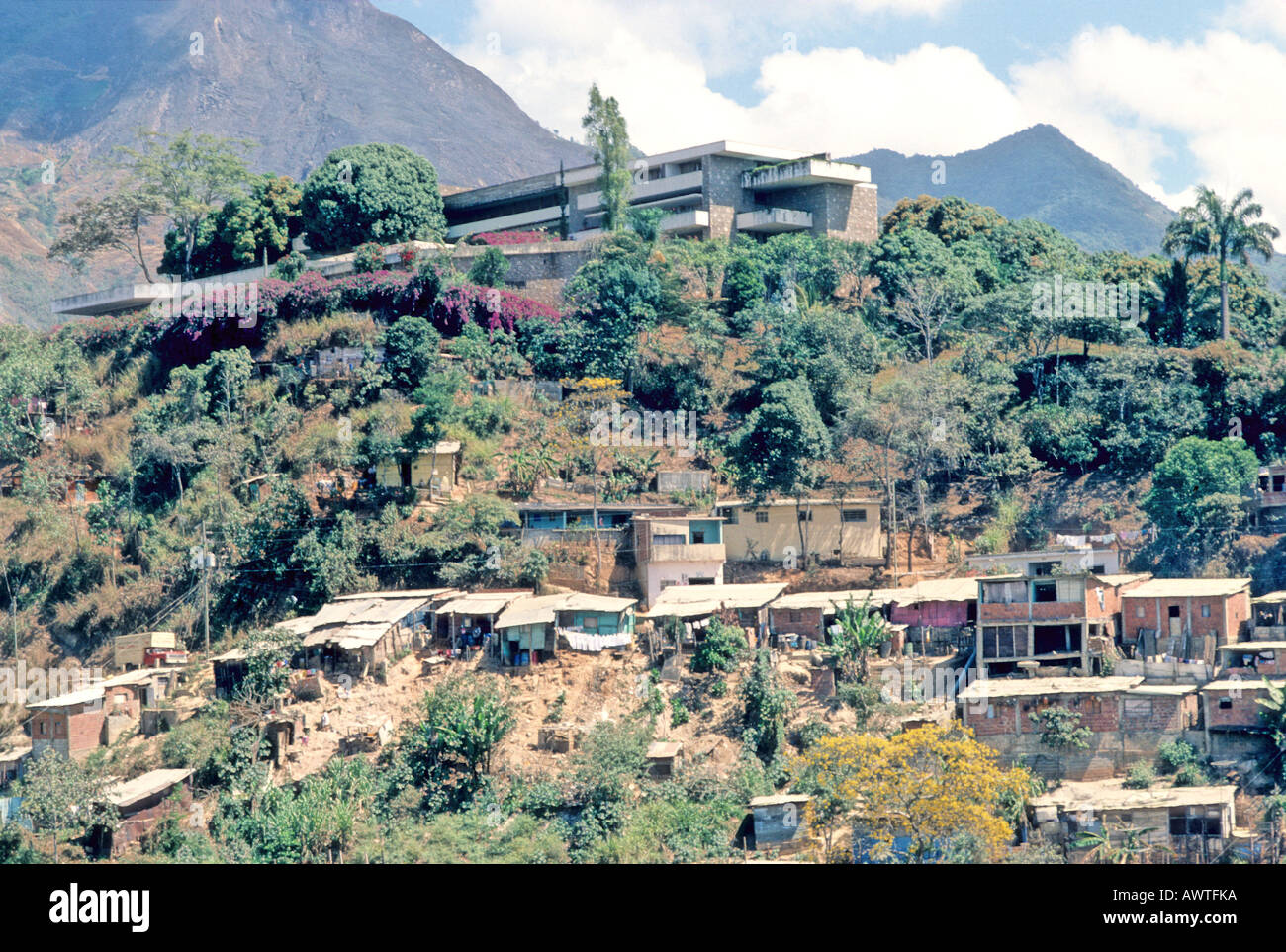 Wealthy Home and the Barrios [Slums], Caracas, Venezuela Stock Photo