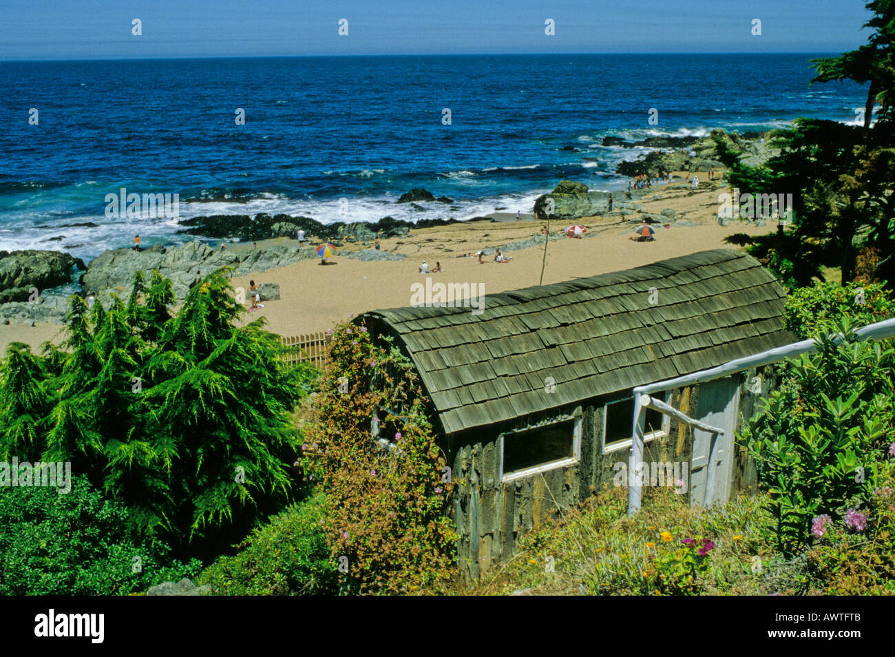 Chile tourists beach isla negra hi-res stock photography and images - Alamy