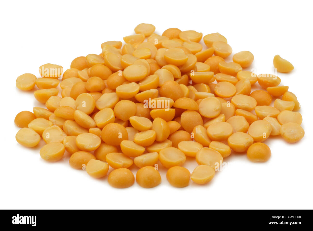 Lentil bean circular round rounded grain grains seed yellow red split pea legume pulse Stock