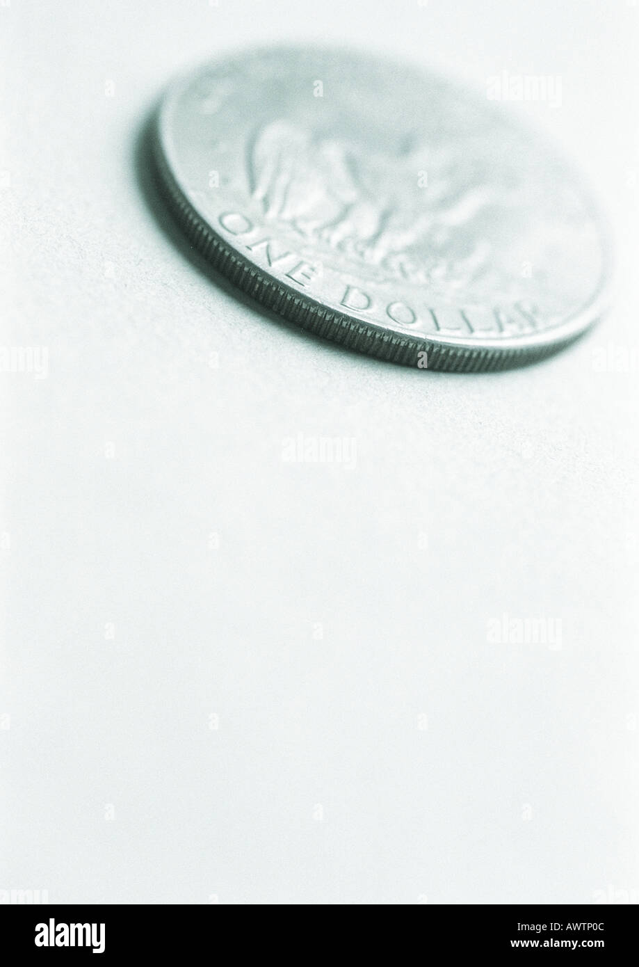 1 us dollar coin images hi-res stock photography and images - Alamy