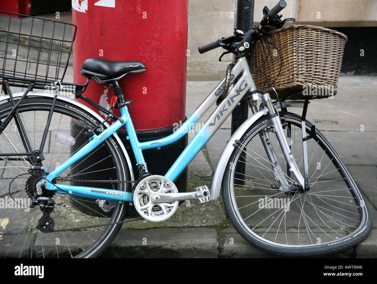 Vandalism bike in Oxford Stock Photo Alamy