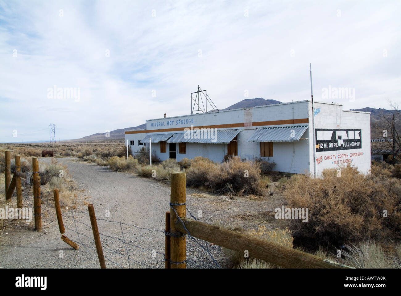 abandoned roadside diner restaurant desert arizona american america americana us usa united