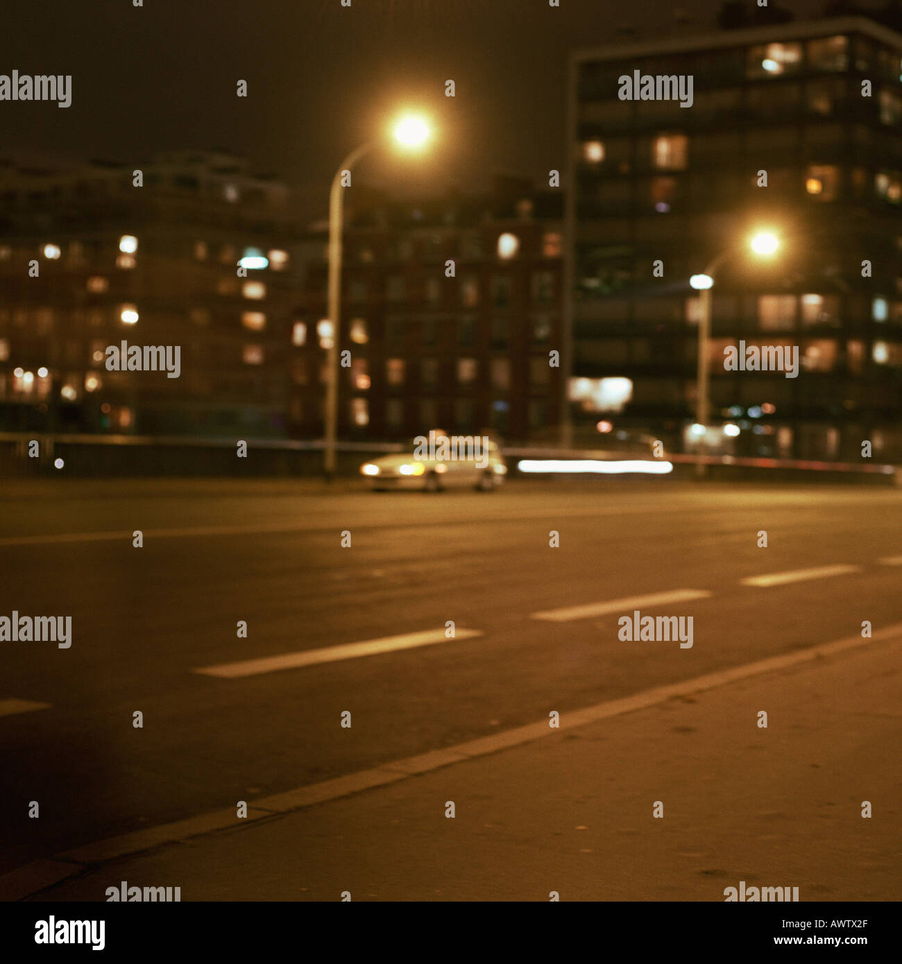 Street motion blur without car hi-res stock photography and images - Alamy