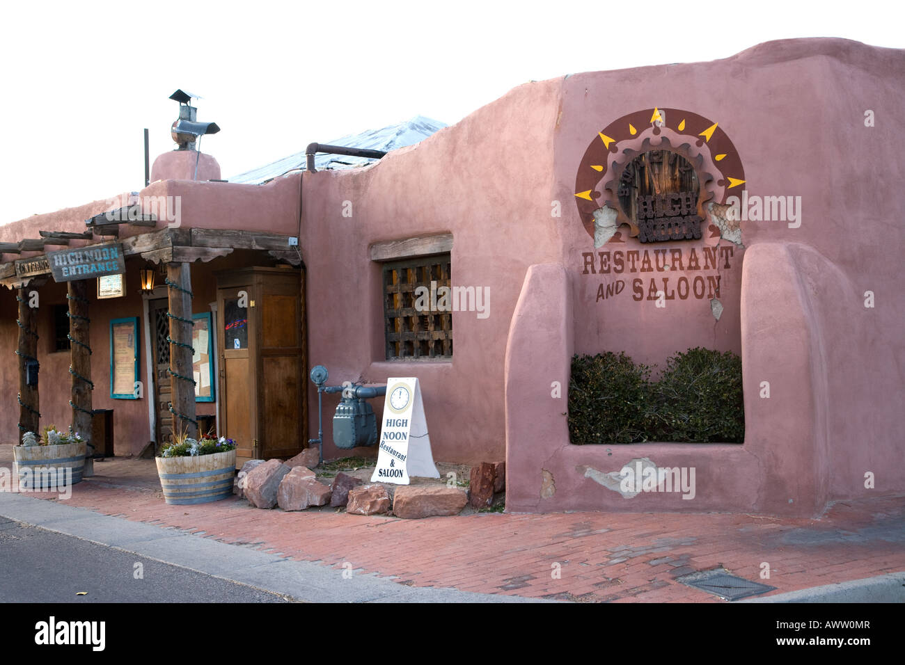 Red Adobe Walls of High Noon  Restaurant Albuquerque ew Mexico Stock Photo