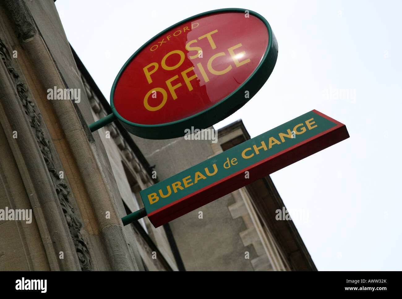 Post office bureau de change hires stock photography and images Alamy