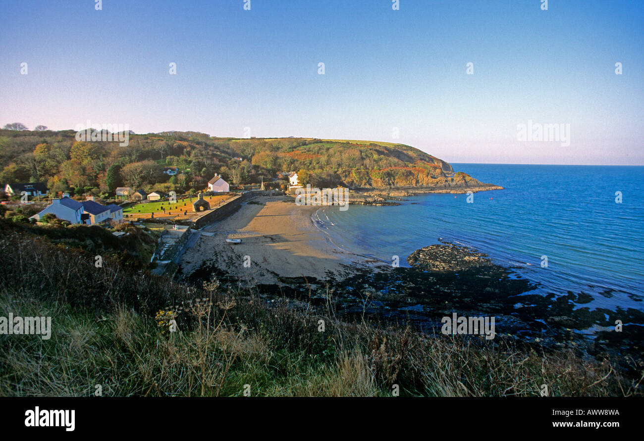 Cwm yr Eglwys beach and remains of St Brynachs Church Stock Photo