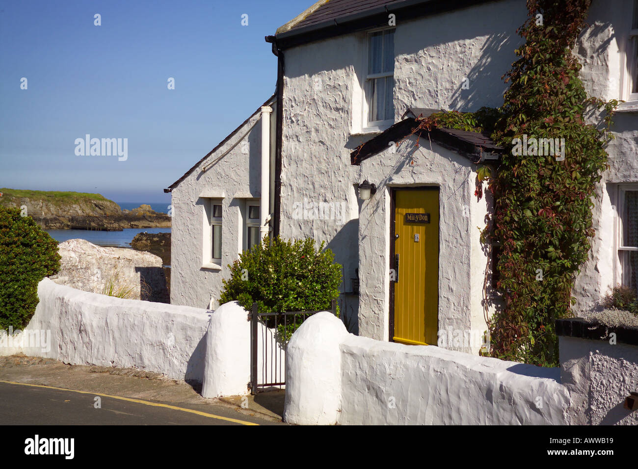 Fishermans Cottage Cemaes Bay Anglesey North West Wales Stock Photo Alamy