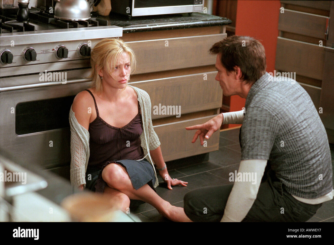 TRAPPED 2002 Columbia film with Kevin Bacon and Charlize Theron Stock Photo