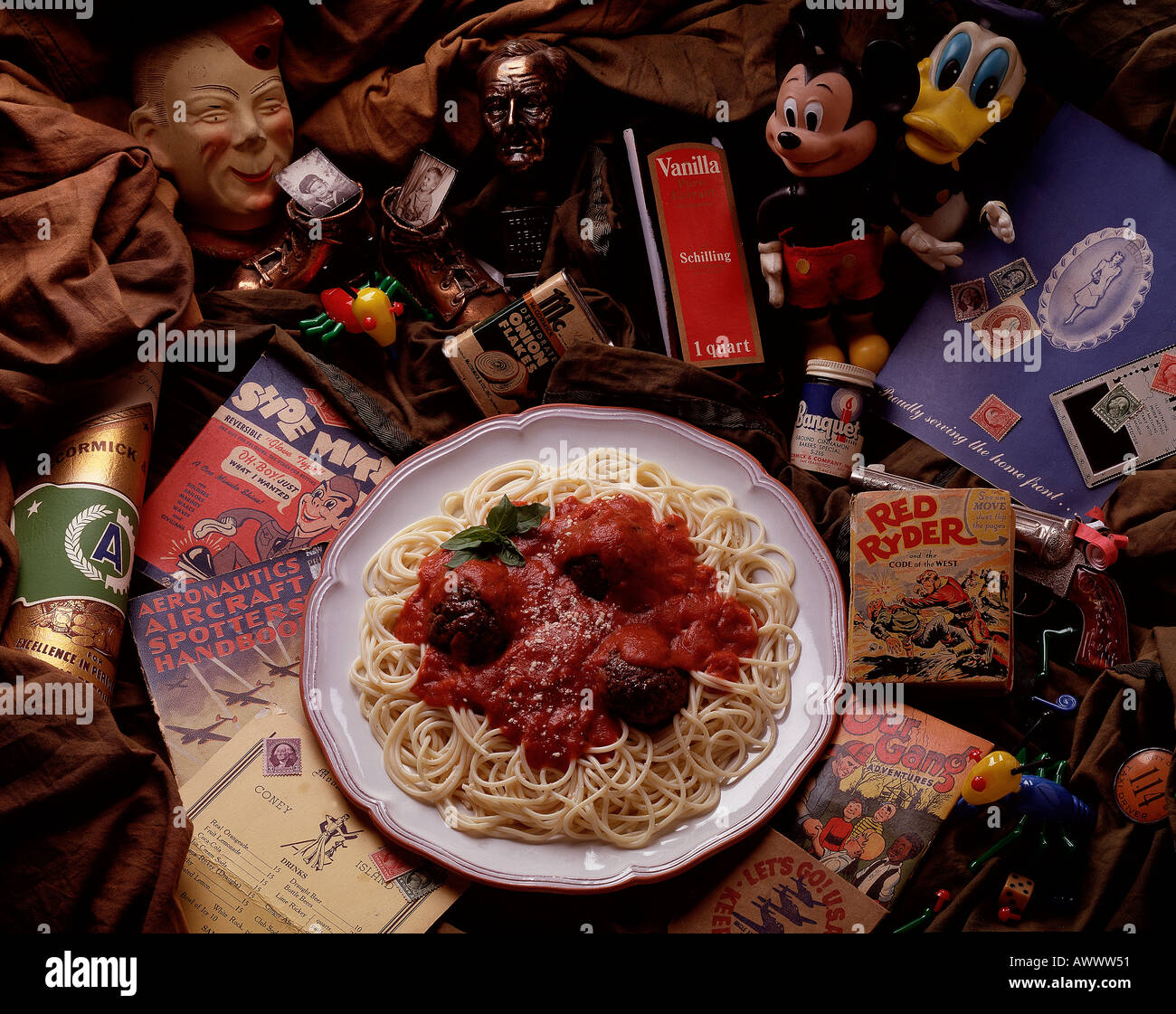 spaghetti with meatballs Cuisine Bon Appetit Stock Photo Alamy