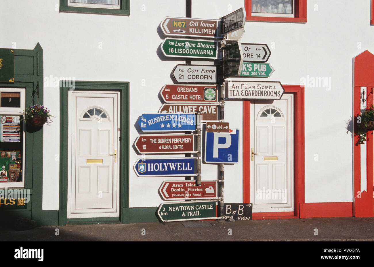 Signposts At Ballyvaughan Hi res Stock Photography And Images Alamy signposts-at-ballyvaughan-hi-res-stock-photography-and-images-alamy