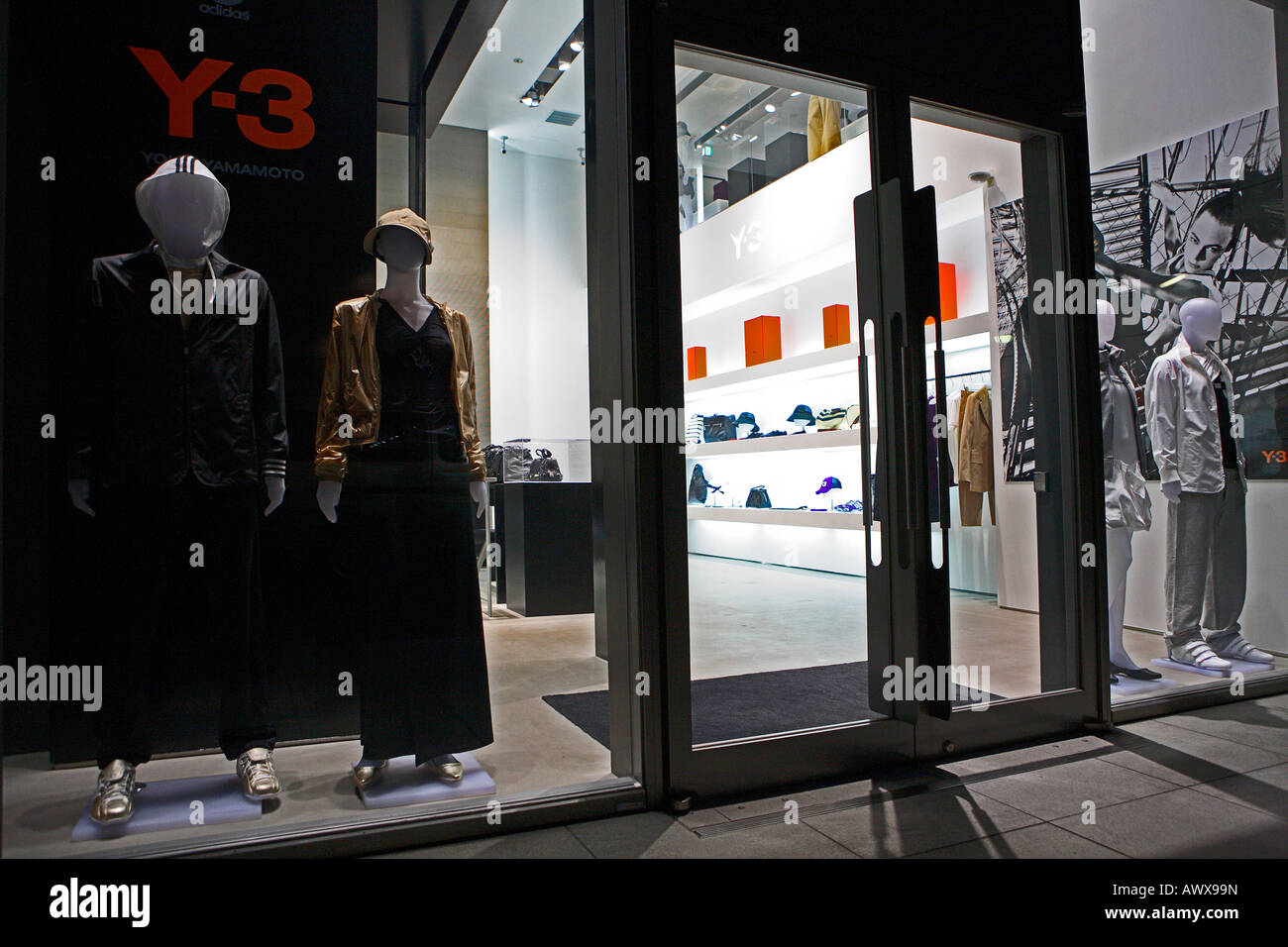 Y3 Store in Aoyama Stock Photo - Alamy