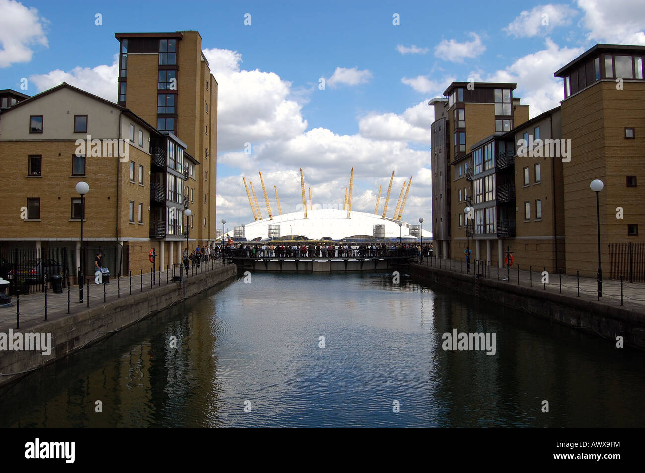 O2 Portsmouth O2 from Docklands Stock Photo - Alamy