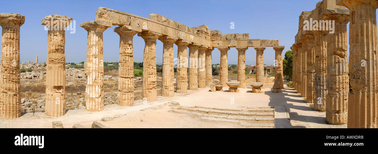The Greek Temple of Selinunte Sicily Italy Stock Photo - Alamy