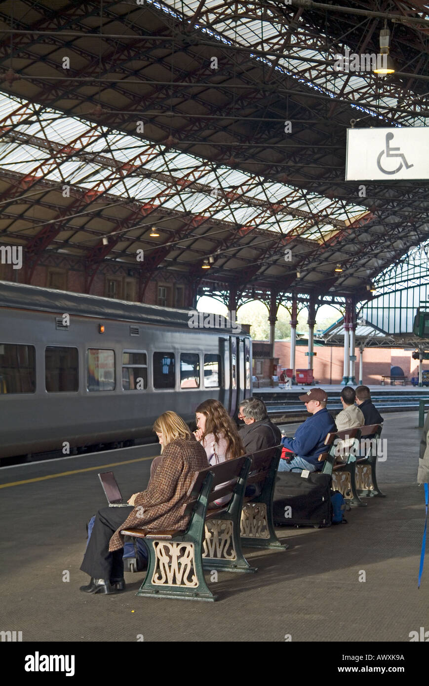 Passengers waiting hi-res stock photography and images - Alamy