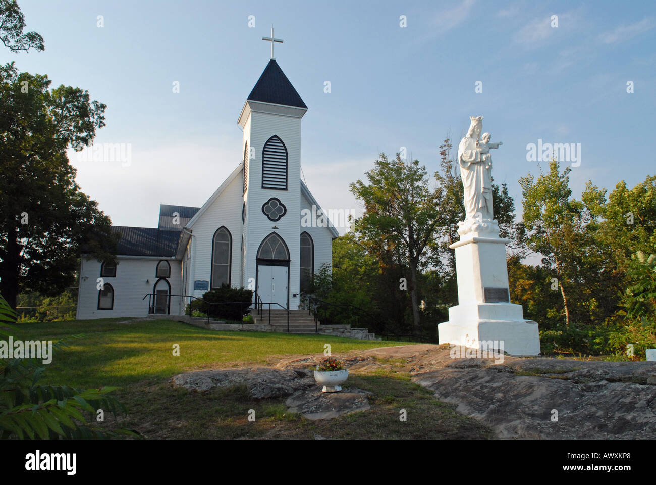 Canada village of rockport and st brendans church hires stock