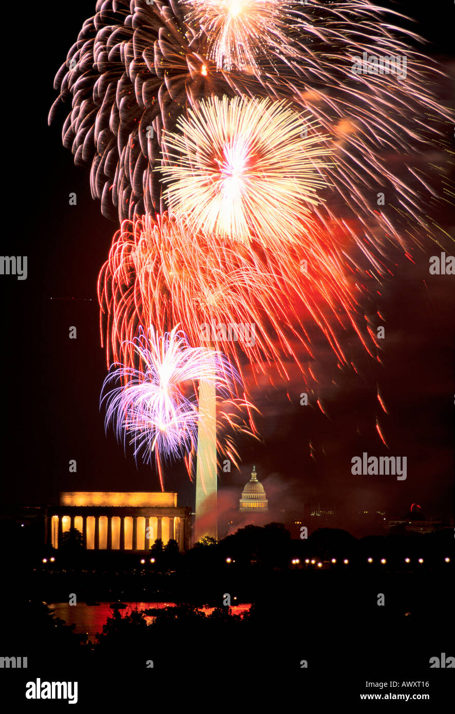 Washington, D.C., USA,  July 4th fireworks over The Mall, Capitol, Washington Monument and Lincoln Memorial Stock Photo