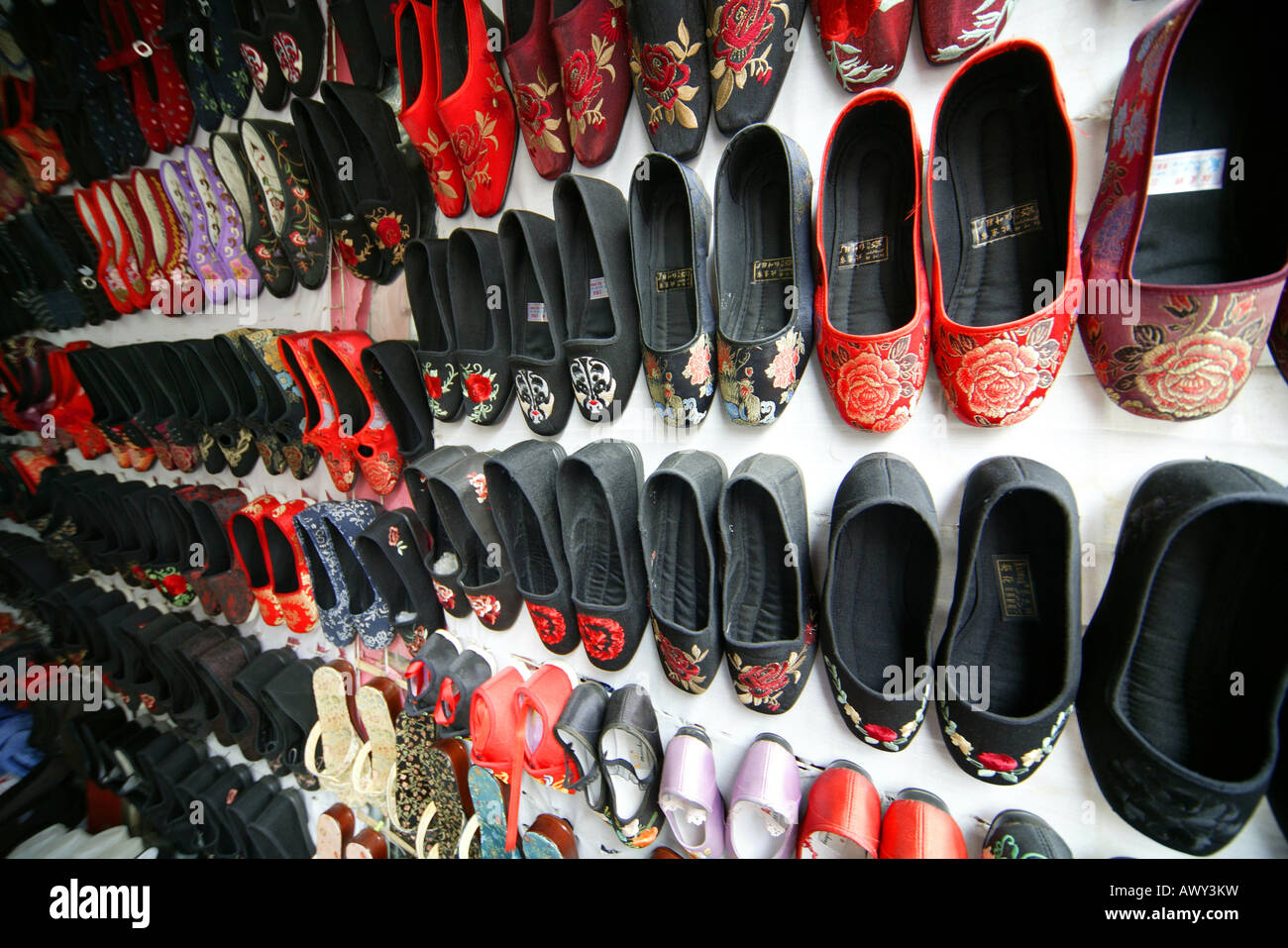 Chinese slippers hi-res stock photography and images - Alamy