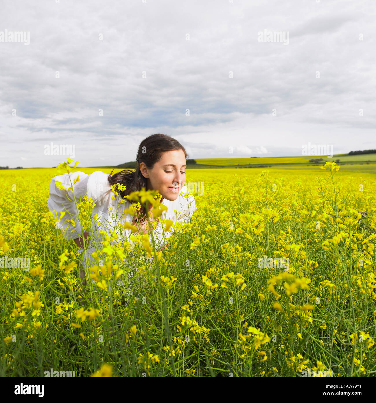 Old woman bent over hi-res stock photography and images - Alamy