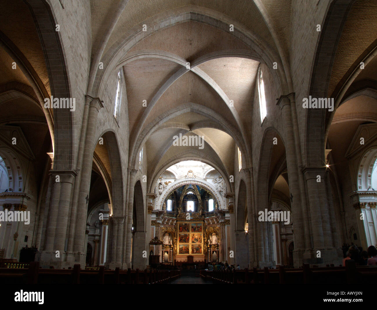 Main Altar (background) and gothic "quadripartite rib vaults" of the