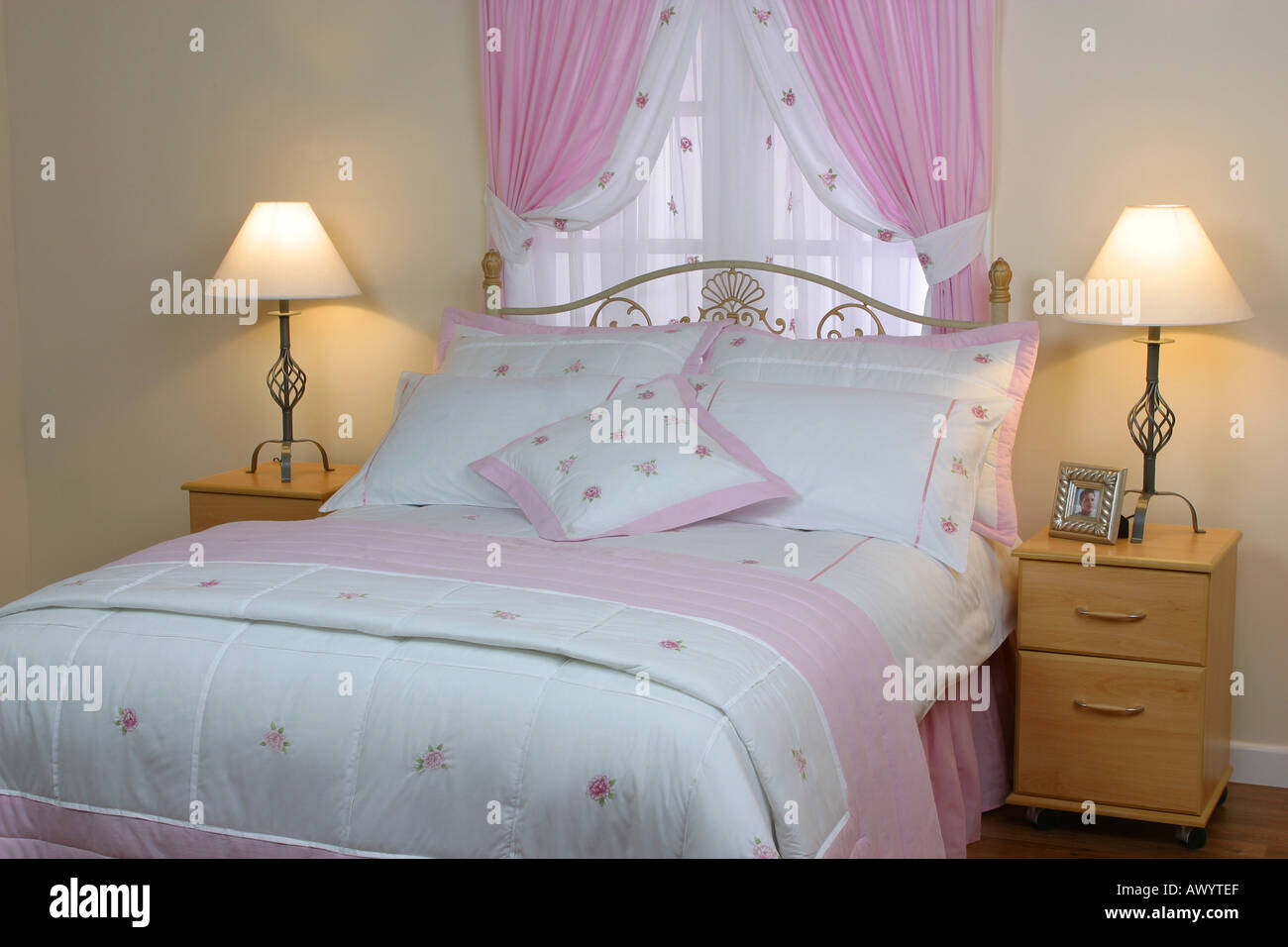 Duvet cover and bed linen on display in store Stock Photo Alamy