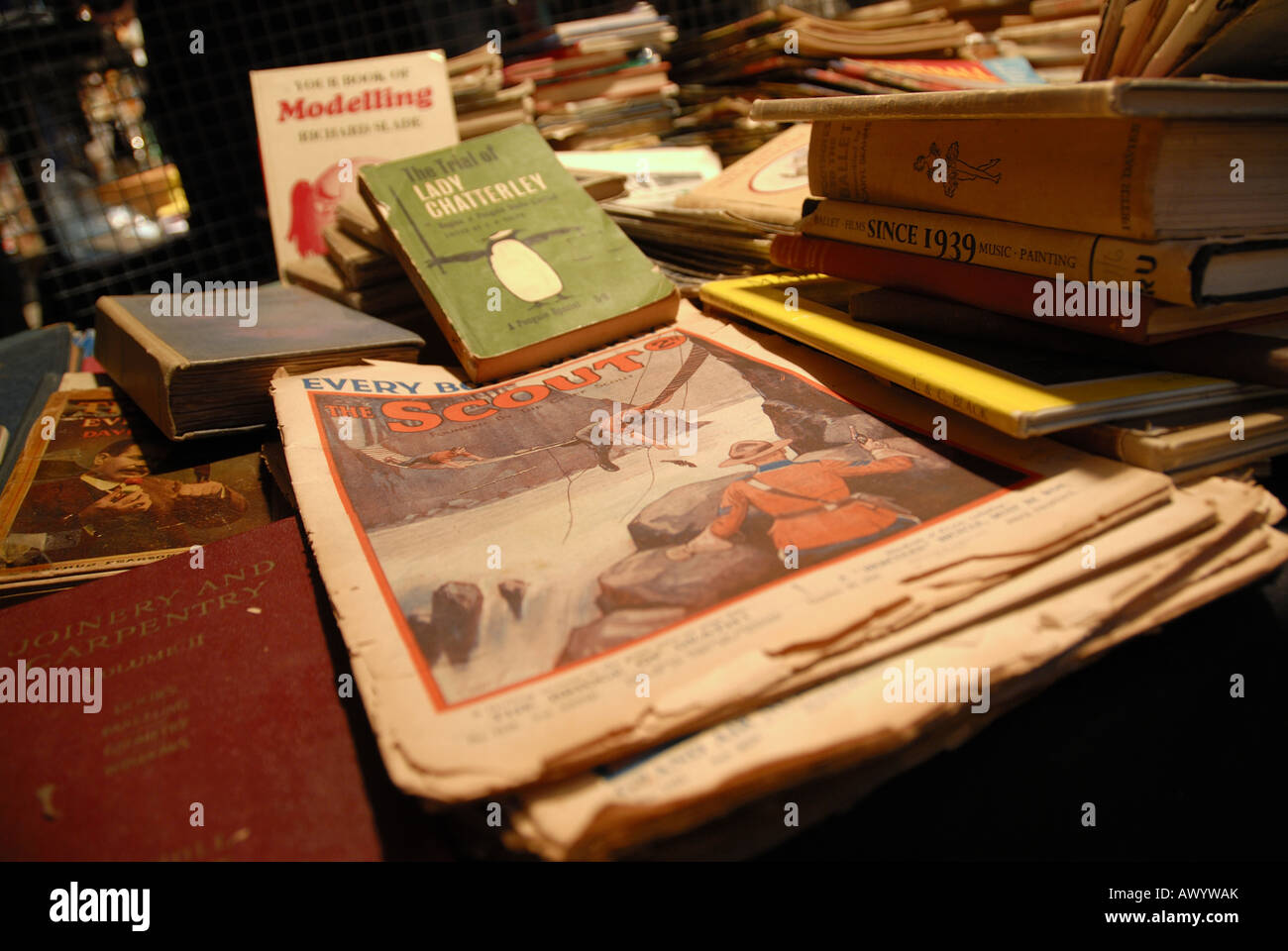 Scouting in Portobello Road Stock Photo