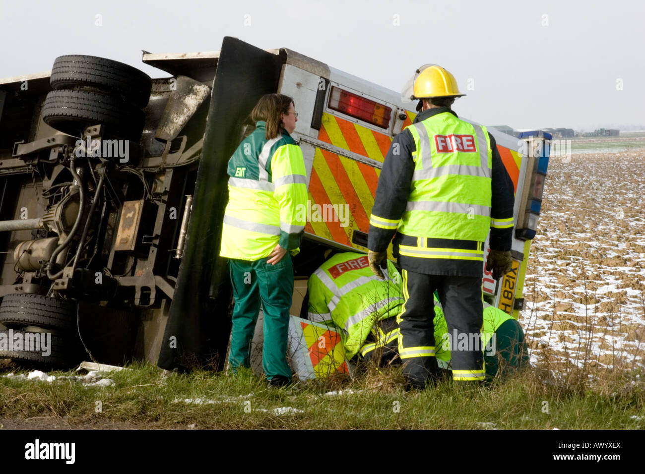Accident involving ambulance hi-res stock photography and images - Alamy