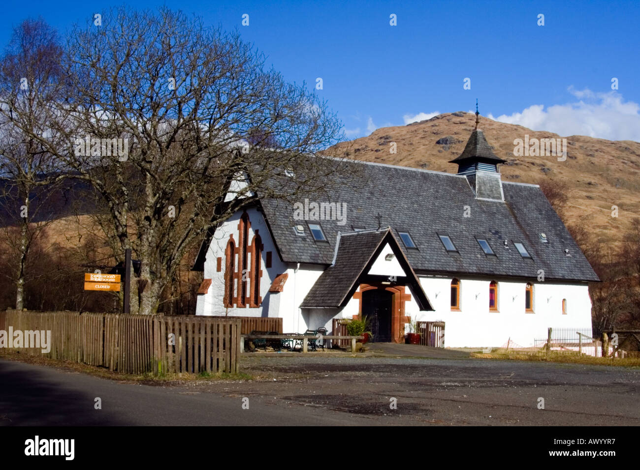 The Inversnaid Bunkhouse for hillwalkers is a converted church on the eastern shore of loch Lomond Stock Photo