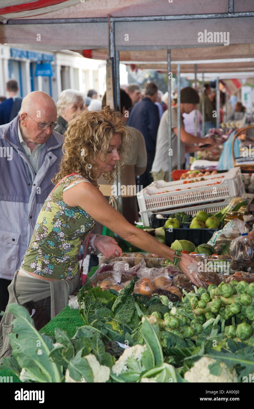 Woman at Dundee farmers food and craft christmas market; City centre