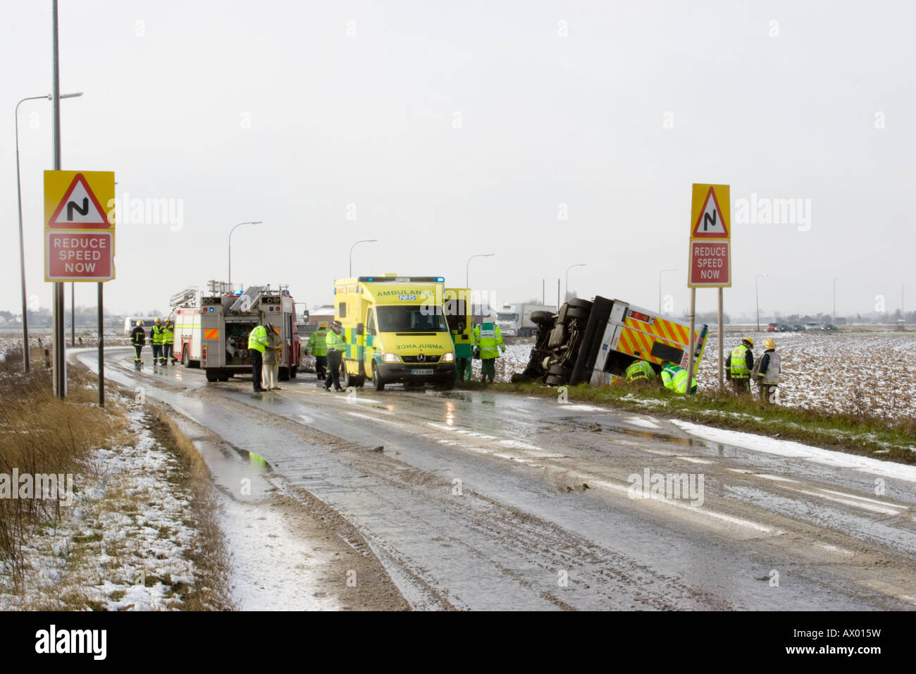 Accident involving ambulance hi-res stock photography and images - Alamy
