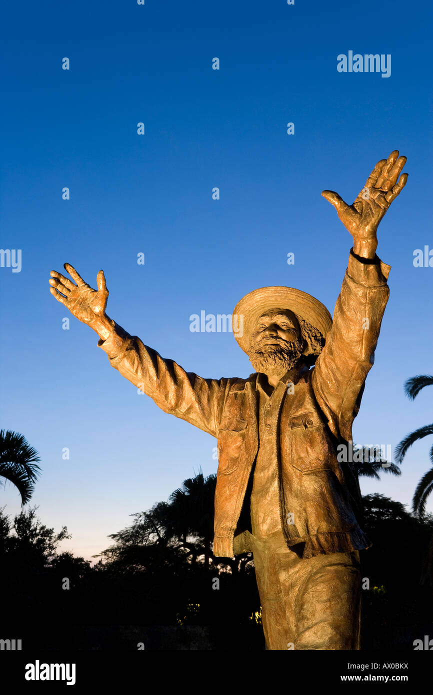 Bermuda Welcome To Bermuda Statue Of Johnny Barnes Stock Photo
