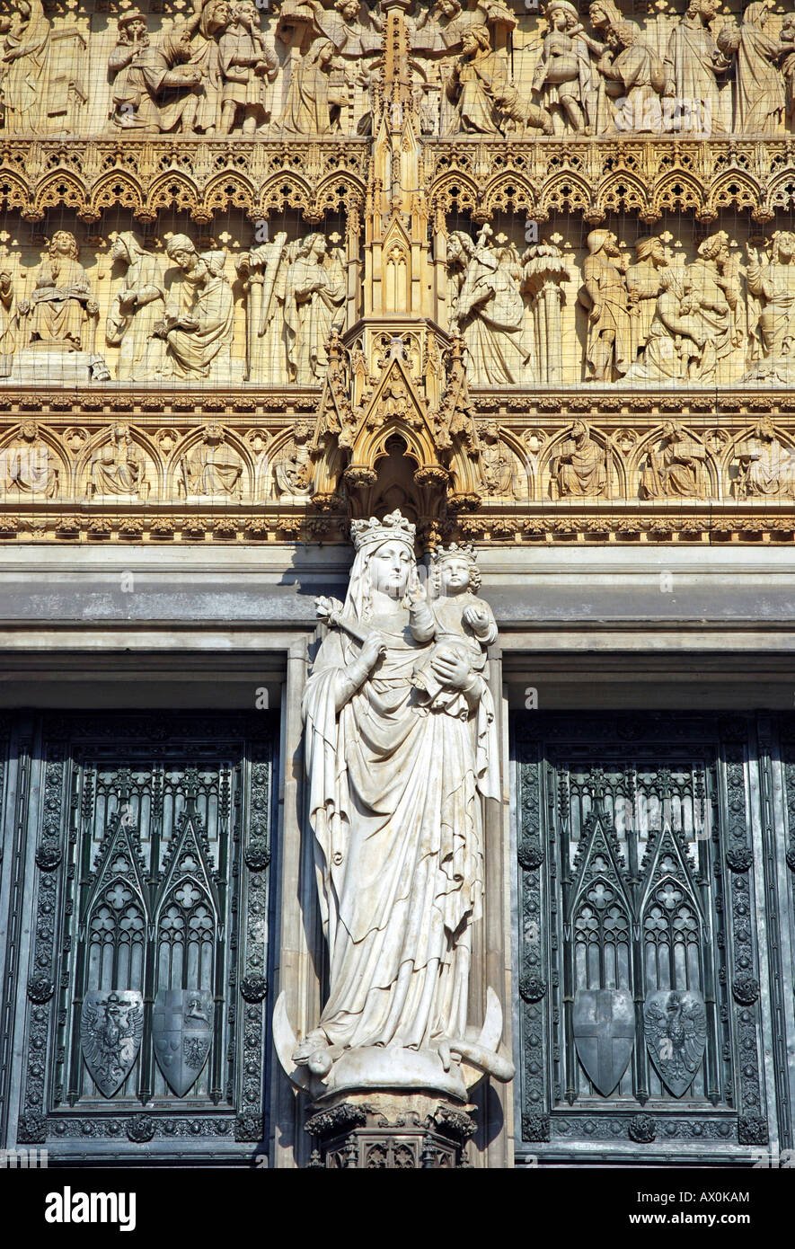 Cologne Cathedral's main entrance on its western facade, statue of Mary, Cologne, North-Rhine Westphalia, Germany, Europe Stock Photo