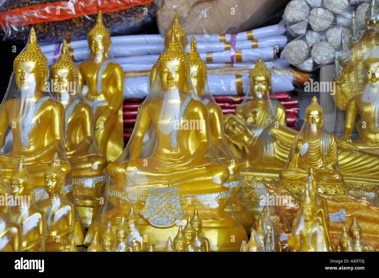 ナビアスストアー送料無料 Design Toscano Dragon Gothic The Statue, Decor Inch